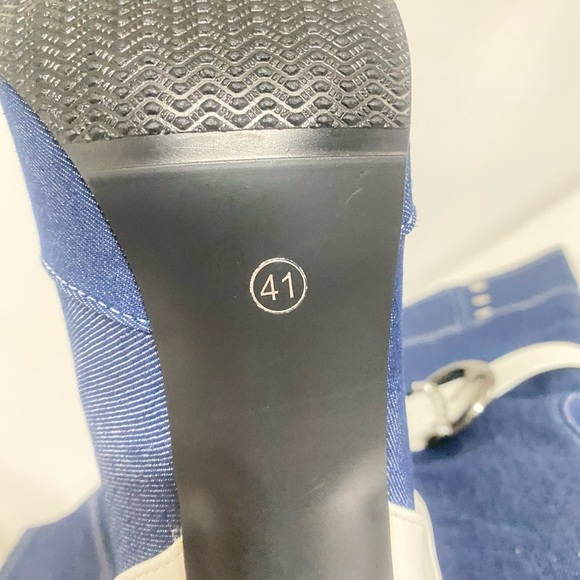 NWOT Stylish Denim and White Heeled Boots - Picture 5 of 5